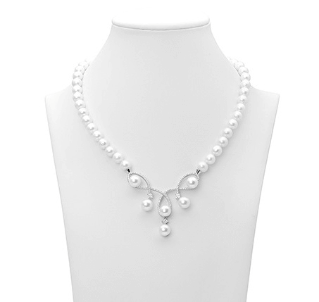 Collar de perlas de agua dulce con cristales de circonita en plata de ley 925 rodiada – Gaura Luxury - Imagen 2
