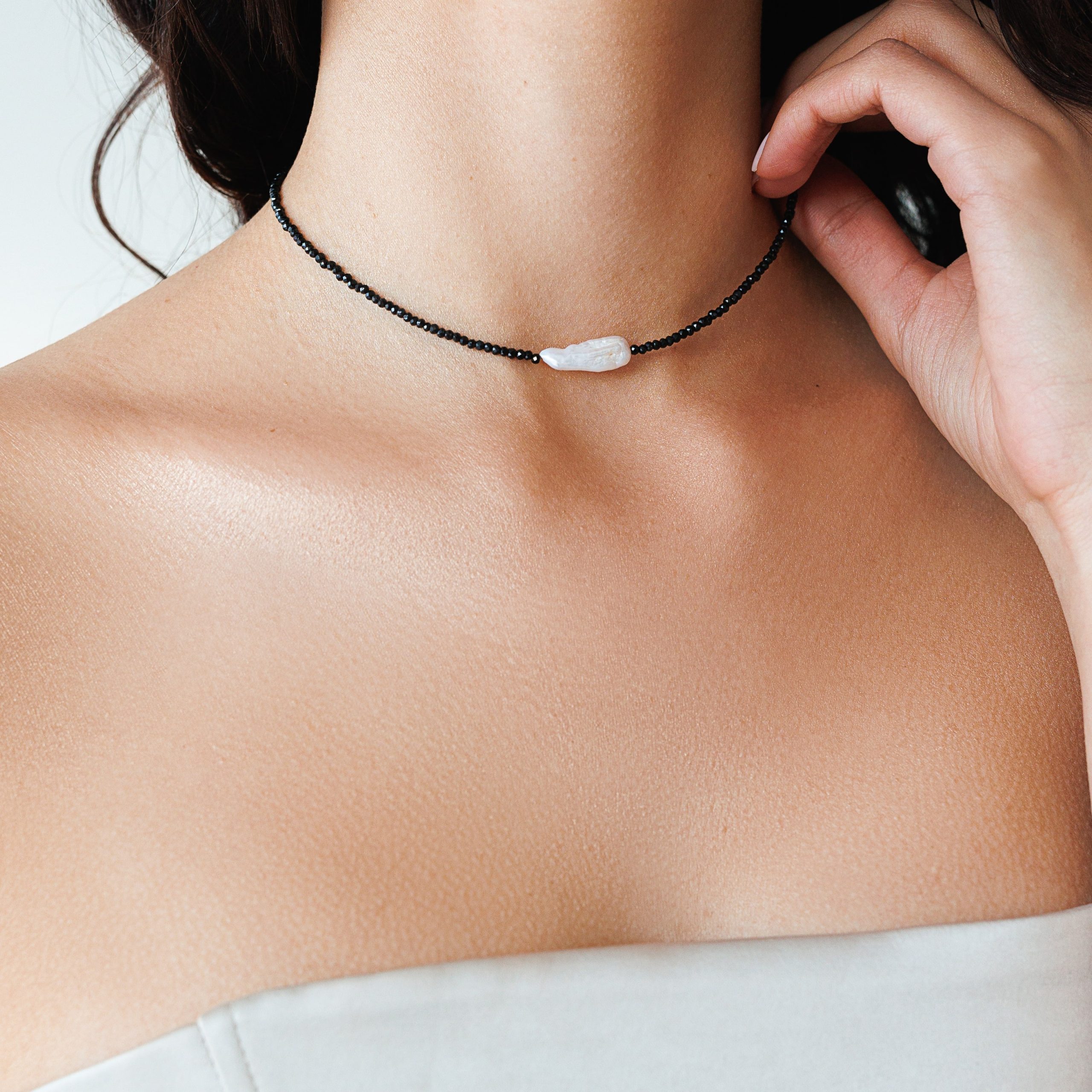 Conjunto de pulsera y collar de espinela con perla Biwa de agua dulce en plata de ley 925 con baño de rodio – Gaura Pearls - Imagen 4