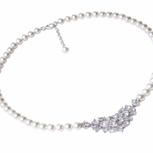 Collar de perlas de agua dulce con cristales de circonita en plata de ley 925 rodiada – Gaura Luxury