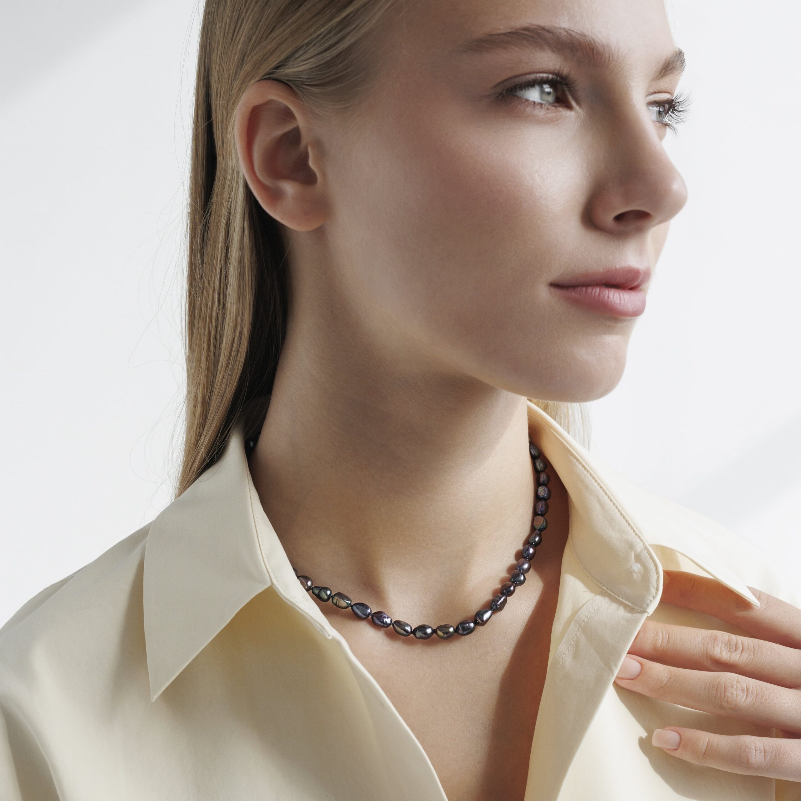Collar de perlas barrocas de agua dulce con plata de ley 925 rodiada – Gaura Pearls - Imagen 2